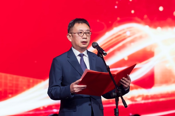 2乐鱼线上平台(集团)官方网站党委书记、荣誉董事长黄道元致辞.jpg 2乐鱼线上平台(集团)官方网站党委书记、荣誉董事长黄道元致辞.jpg